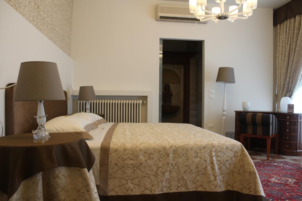 Domus Dotti V Guest House Treviso Dış mekan fotoğraf
